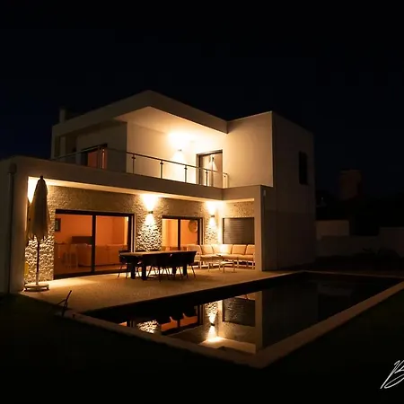 Casa Kiara Silvercoast Hébergement de vacances Nadadouro